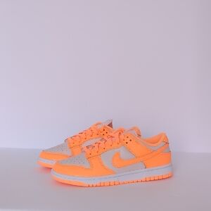 Nike Dunk Low Orange Peach Highlighter Sneakers 8W